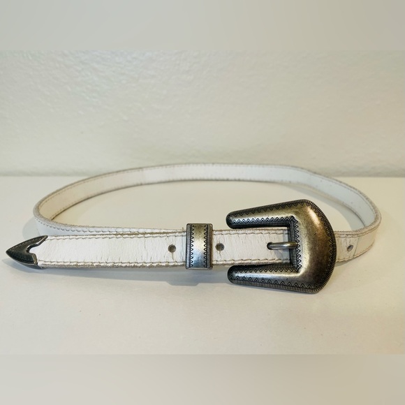 Western Urban‎ Outfitters White Cow Leather Thin Belt with Silver Buckle Size S main image 6